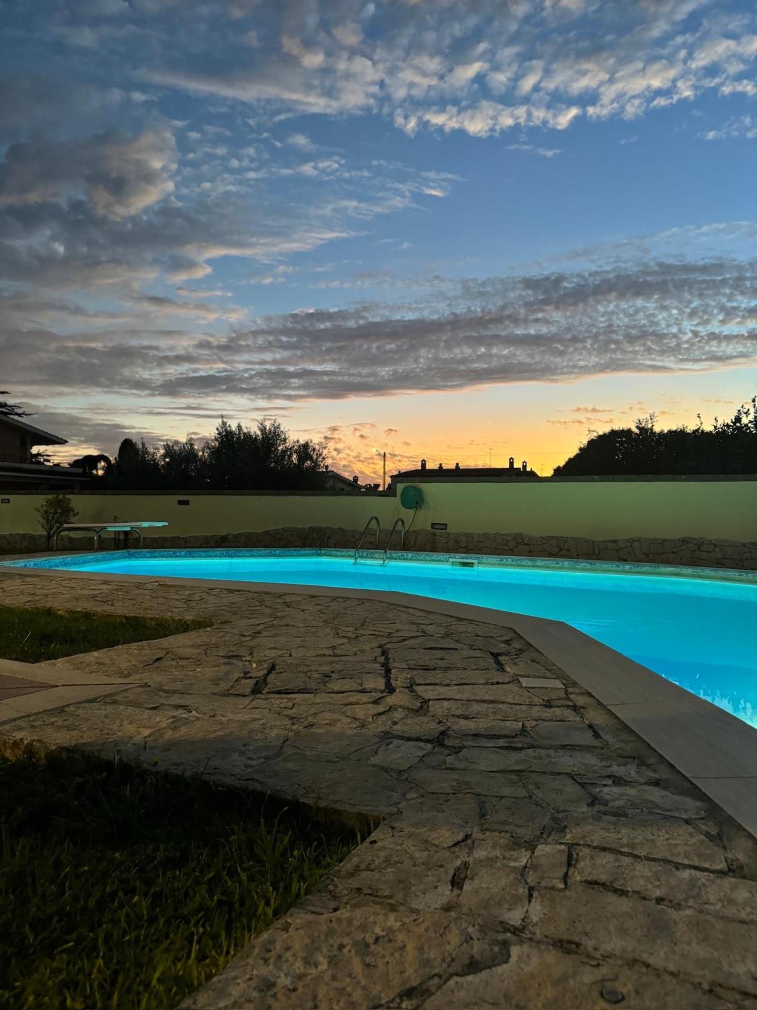 Gold House Luxury Anzio Exterior foto