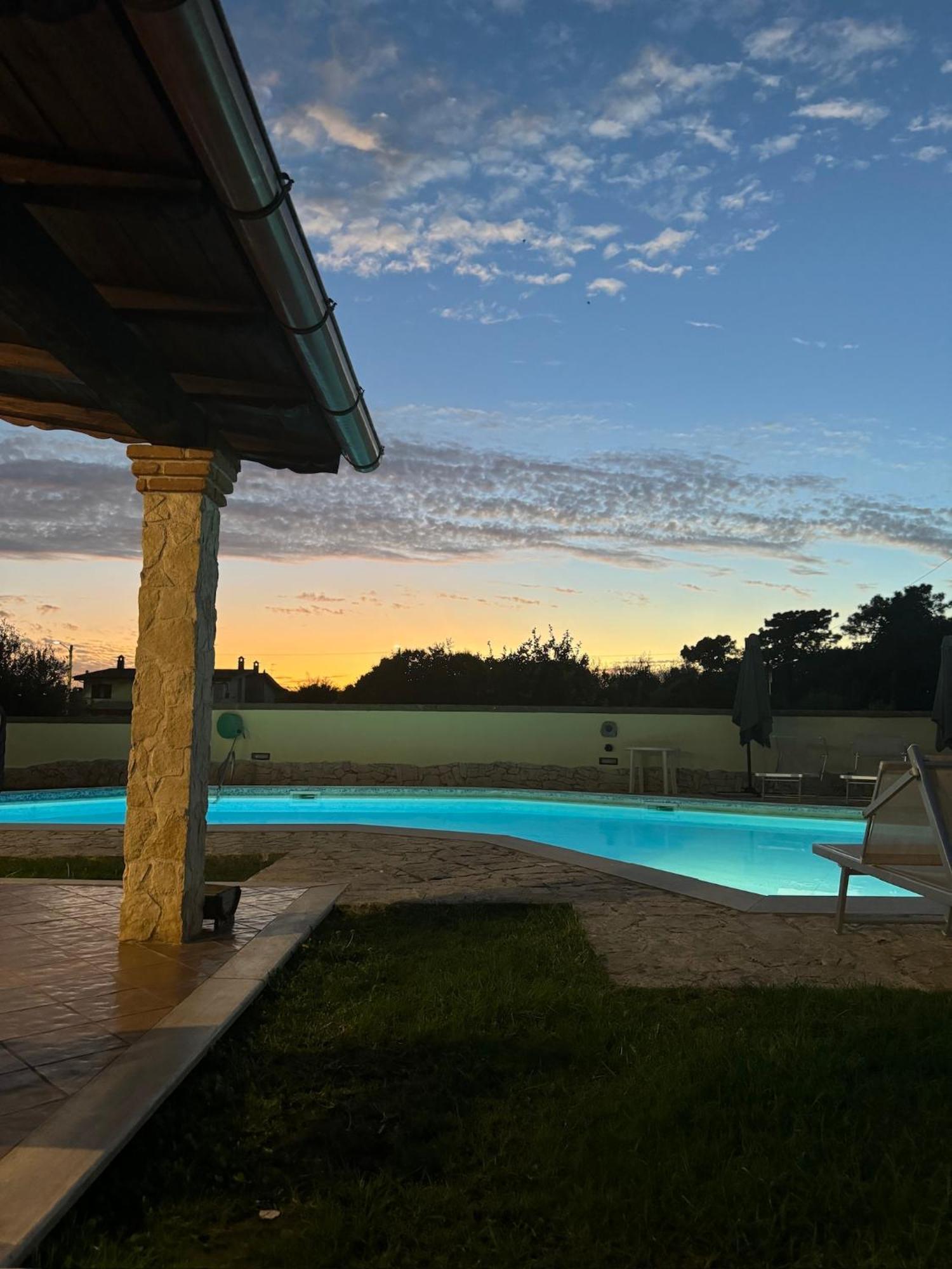 Gold House Luxury Anzio Exterior foto